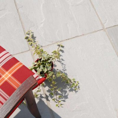 Sandstein Greystone für Stiegen aus Naturstein und stilvolle Außenanlagen.