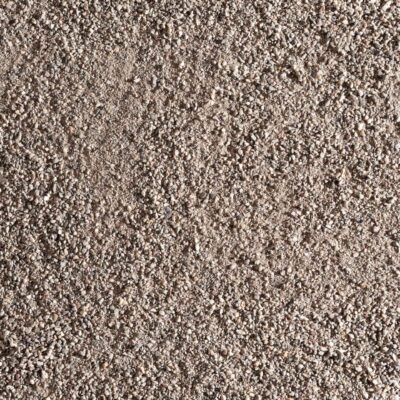 Unkrauthemmender Fugensand Betongrau 0-2 mm, ideal für Pflasterfugen, Wege und Terrassen. Der graue Fugensand in der Körnung 0-2 mm hat eine gleichmäßige Struktur und bietet unkrauthemmende Eigenschaften. Perfekt geeignet für den Einsatz im Garten- und Landschaftsbau. Steiermark, online kaufen, leber.at, online bestellen.