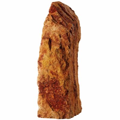 Travertin-Monolith in Feuer Rot, Größe 60-90 cm, mit intensiver roter Farbe und charakteristischer Struktur, ideal für Steingärten und als Akzent in der Gartengestaltung, leber.at, Steiermark, online kaufen, online bestellen.